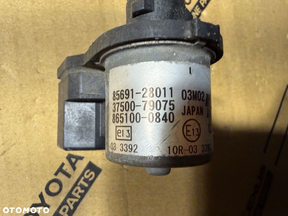 Silniczek regulacji lampy Lexus RX450h 09-12r. Nr. 85661-28011. - 2