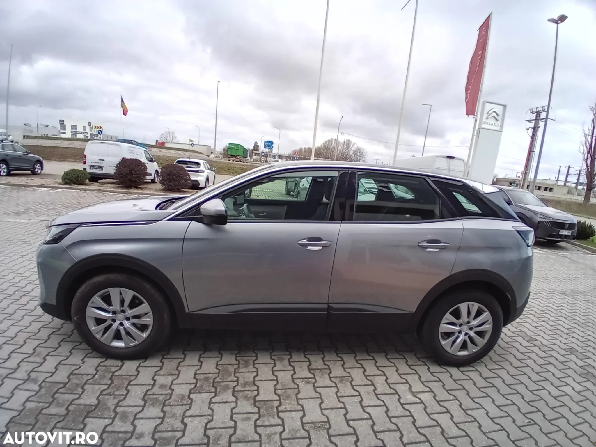 Peugeot 3008 1.2 PureTech 130 EAT8 Active Pack - 9