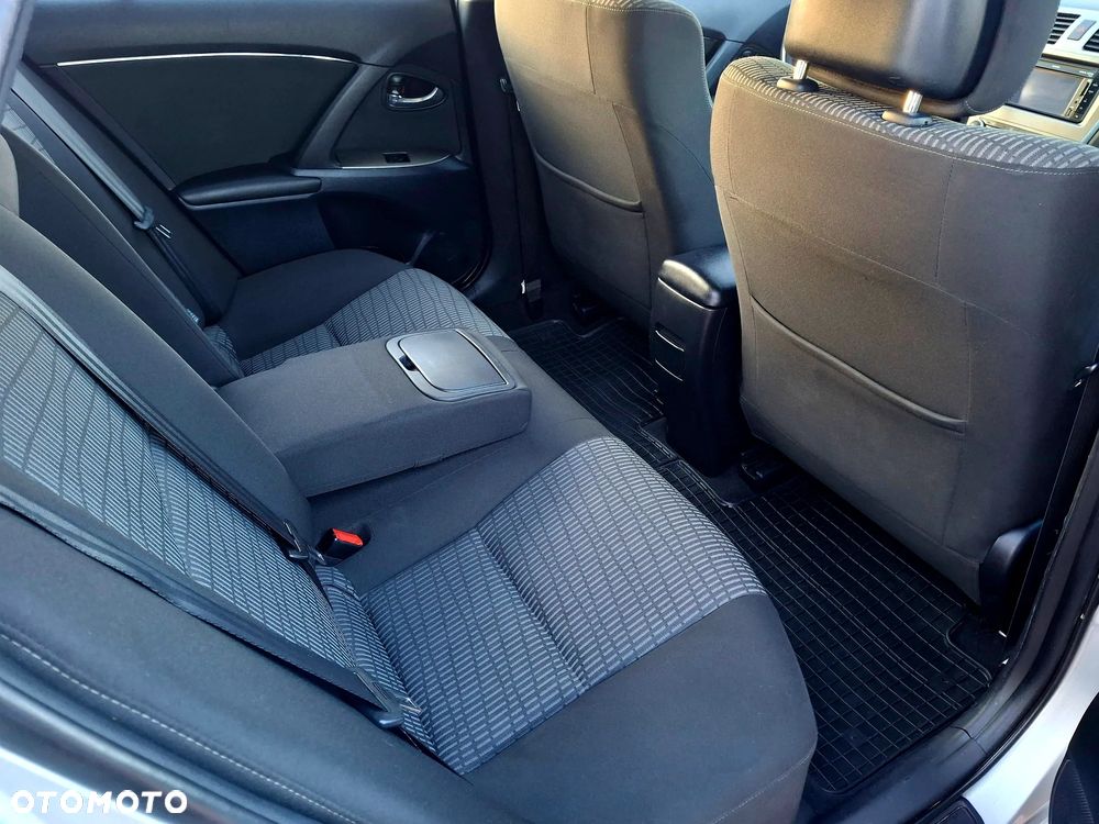 Toyota Avensis 1.8 Executive - 20