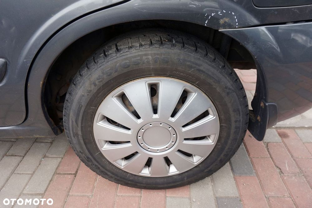 KOŁA FELGI STALOWE ALMERA II N16 LIFT 15 4X114.3 403002F815  15 4X114.3 403002F815 NISSAN - 4