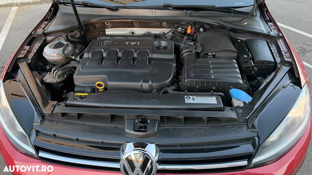 Volkswagen Golf - 14