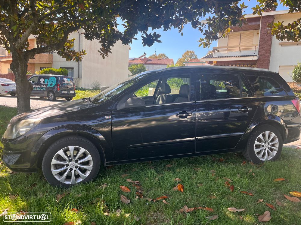 Opel Astra 1.7 CDTi Cosmo - 2