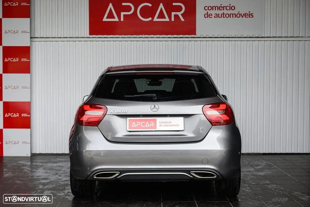 Mercedes-Benz A 180 d Fleet Pack Urban - 4
