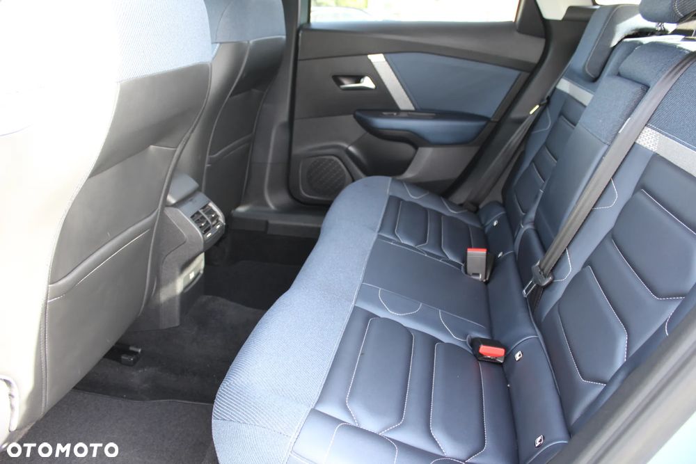 Citroën C4 1.2 PureTech Shine S&S - 10