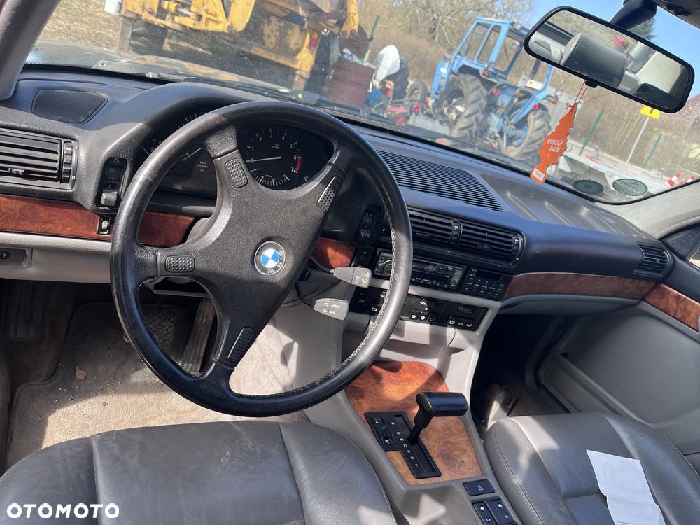 BMW Seria 7 - 3