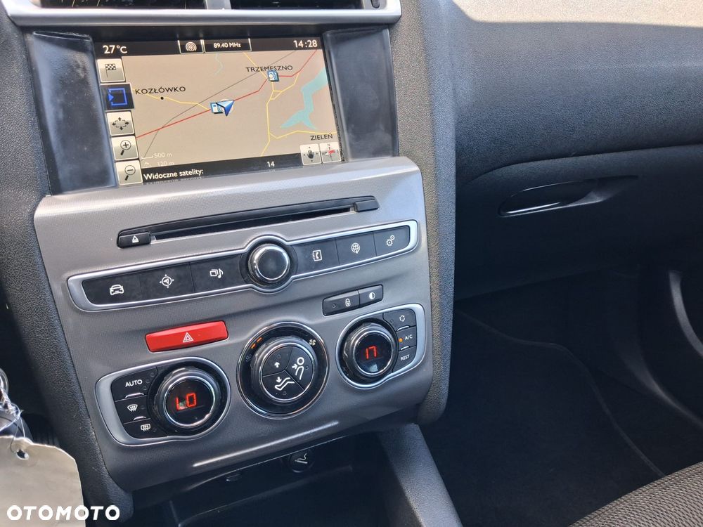 Citroën C4 PureTech 130 Stop&Start SHINE - 12