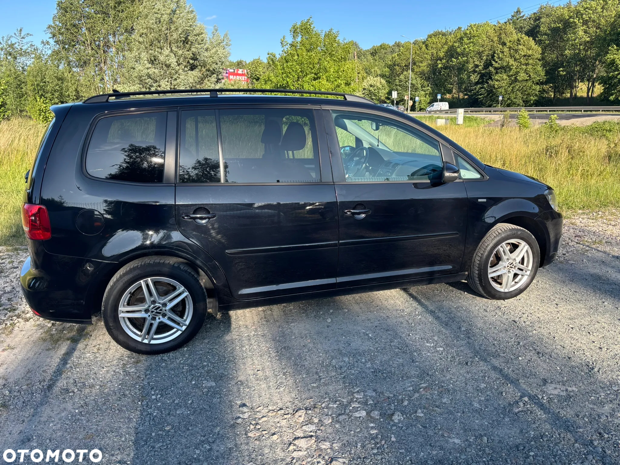 Volkswagen Touran 1.6 TDI DPF MATCH - 13