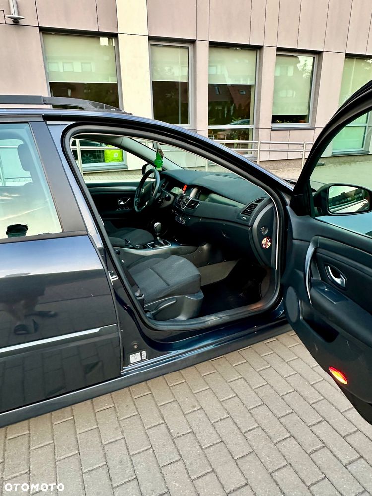 Renault Laguna 2.0 dCi Expression - 11
