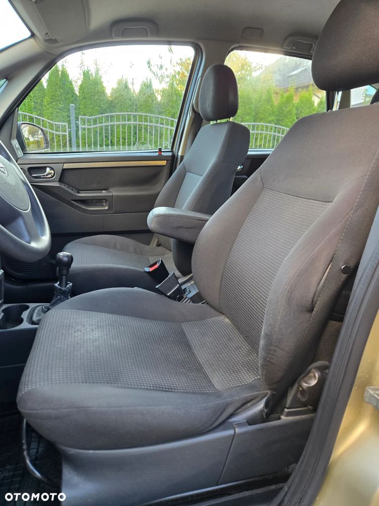 Opel Meriva 1.6 16V Cosmo - 9