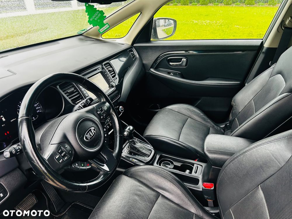 Kia Carens 1.7 CRDi XL 7os - 17