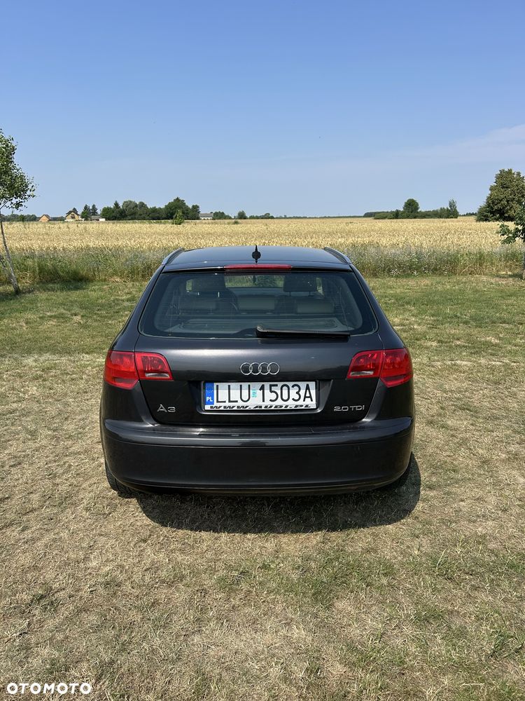 Audi A3 Sportback - 4