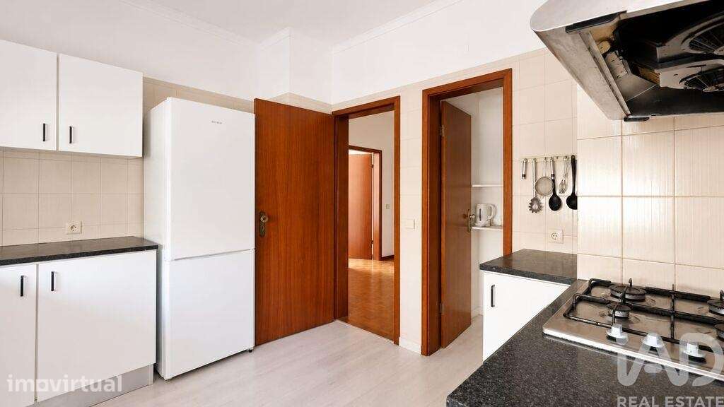 Apartamento T2 em Santo António dos Olivais de 3,64 m2 - Grande imagem: 4/34