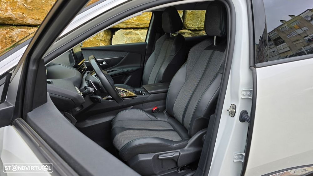 Peugeot 3008 1.5 BlueHDi Allure Pack EAT8 - 48