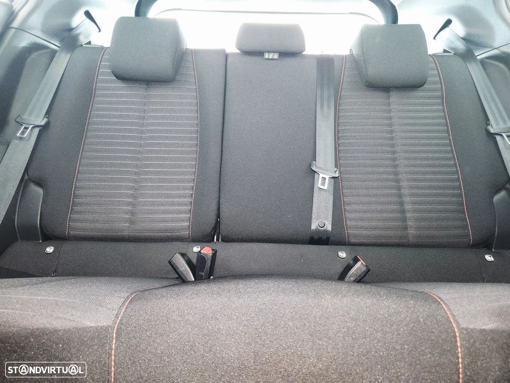 Peugeot 2008 BlueHDi 110 Active - 43