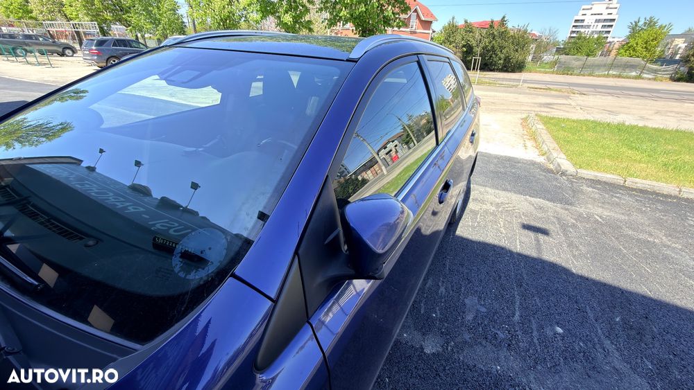 Toyota Auris 1.8 VVT-i Automatik Executive - 3