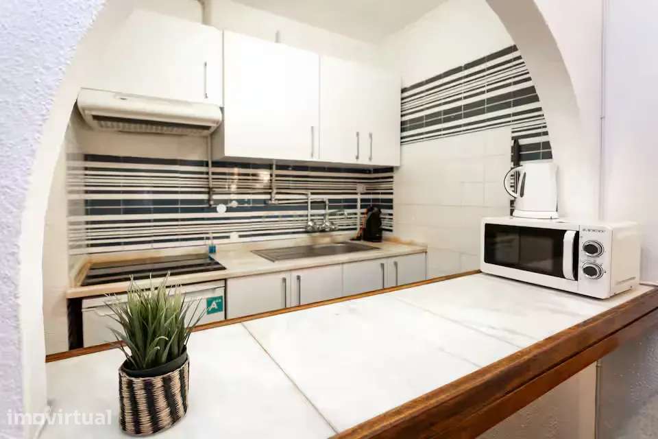 Apartamento T0 com Vista Mar na Costa da Caparica, totalmente equipado - Grande imagem: 2/14