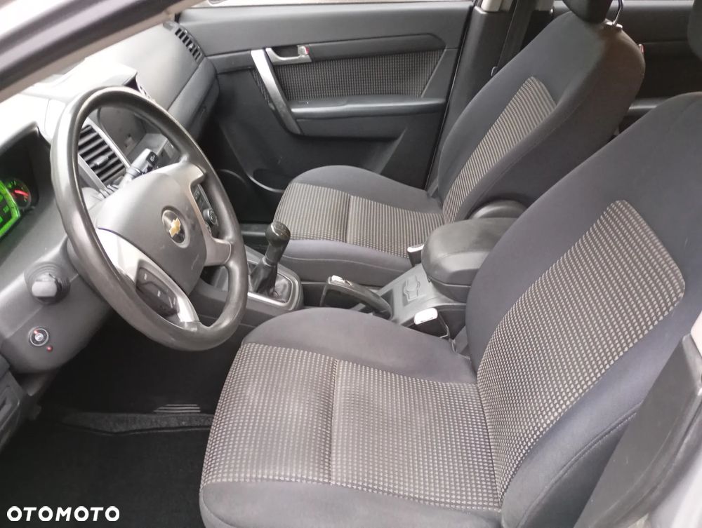 Chevrolet Captiva 2.4 2WD 5 Sitzer LS - 32