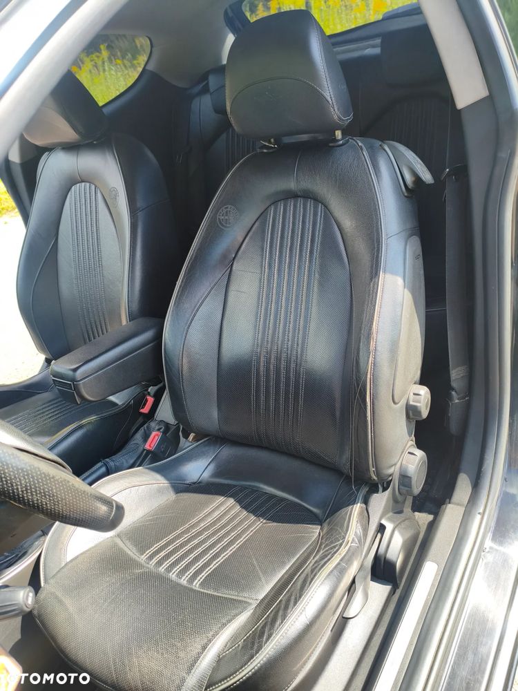 Alfa Romeo Mito 1.6 JTDM - 12
