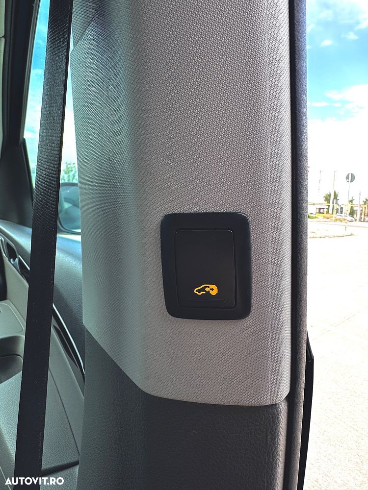 Volkswagen Sharan 2.0 TDI DSG (BlueMotion Technology) Comfortline - 18