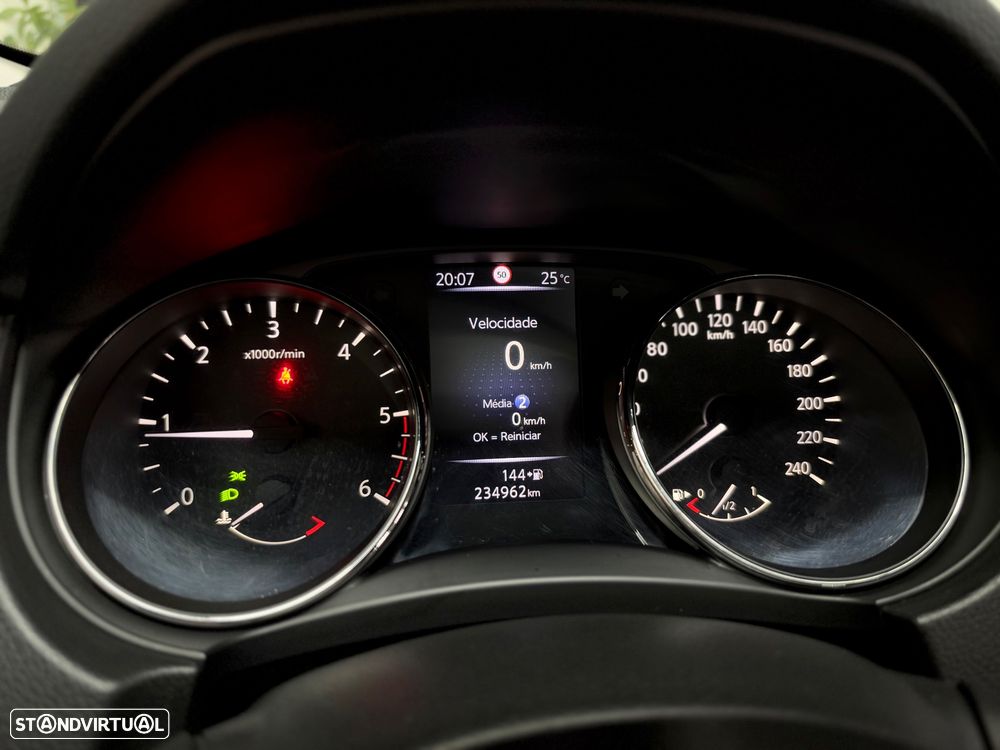 Nissan X-Trail 1.6 dCi N-Connecta - 20