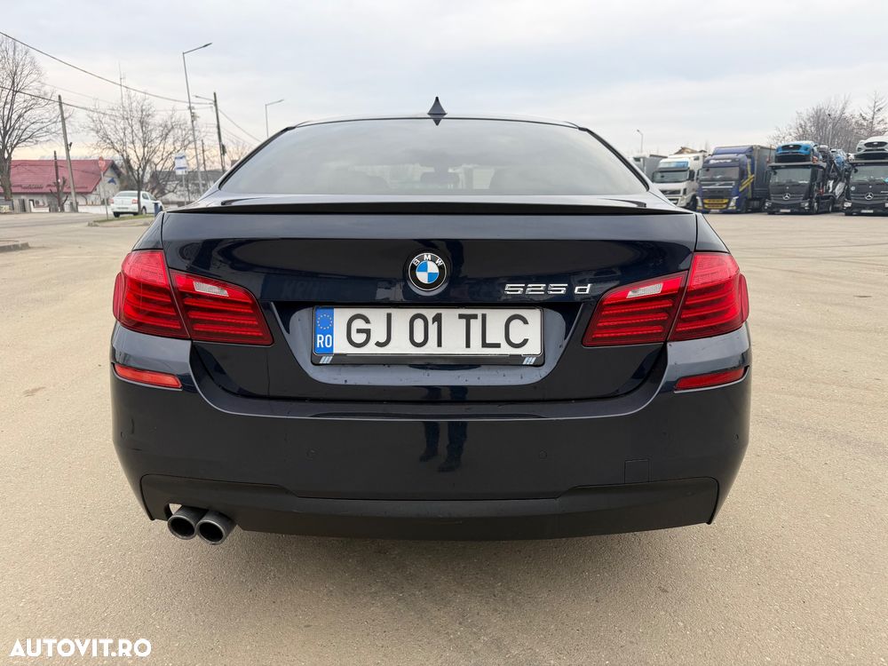 BMW Seria 5 525d Aut. - 6