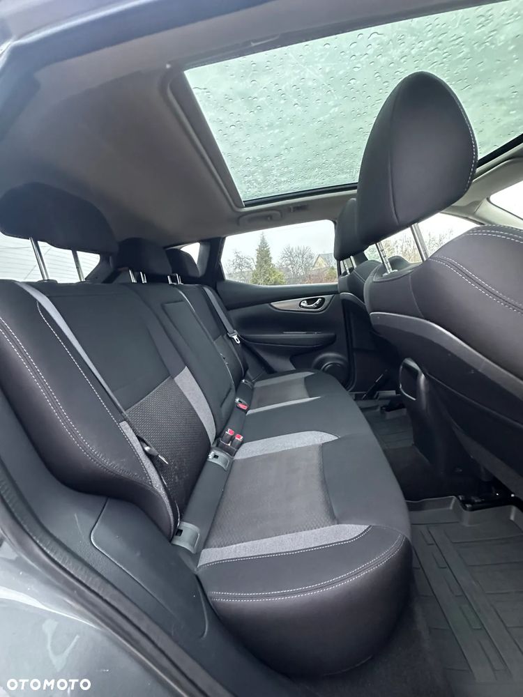 Nissan Qashqai 1.3 DIG-T DCT ACENTA - 23