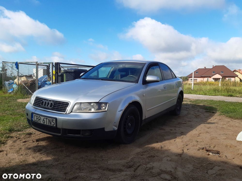 Audi A4 Limousine - 3