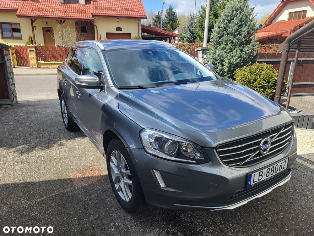Volvo XC 60 D4 AWD Geartronic Summum - 4