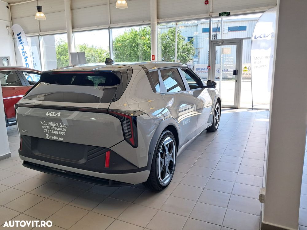 KIA EV4 2025 — imagine 7