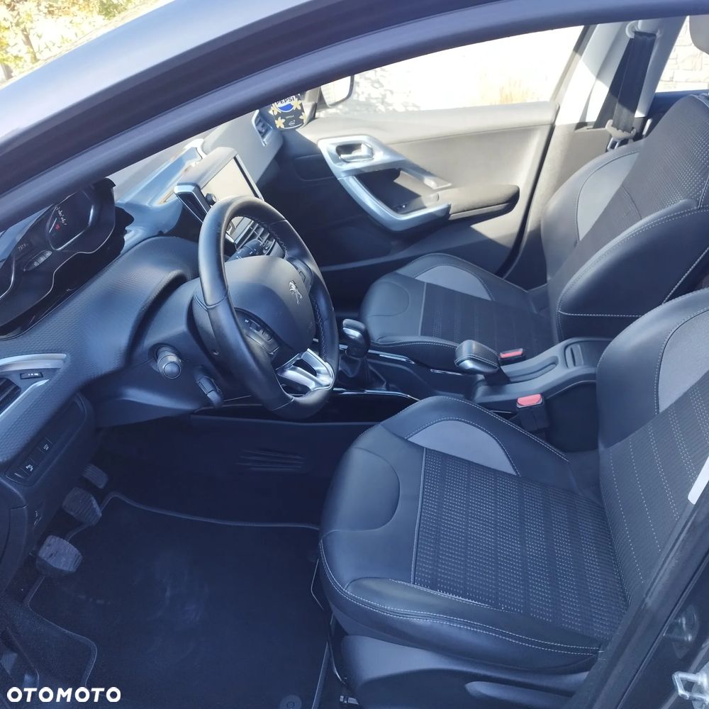Peugeot 2008 1.5 BlueHDi Allure - 8