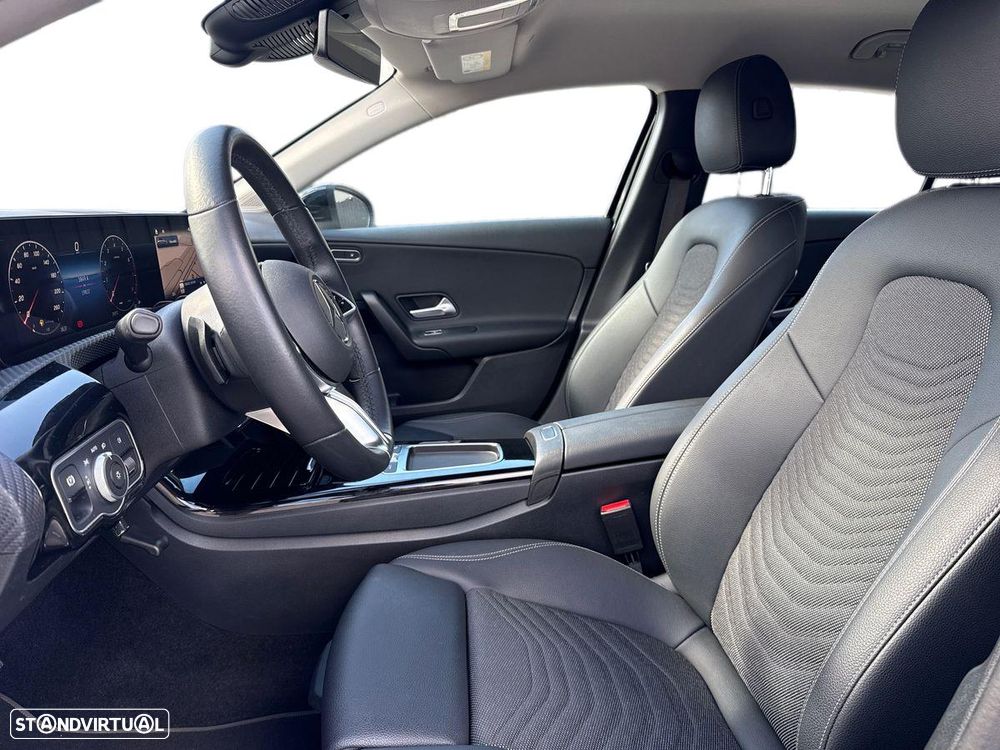 Mercedes-Benz A 200 Standard - 11