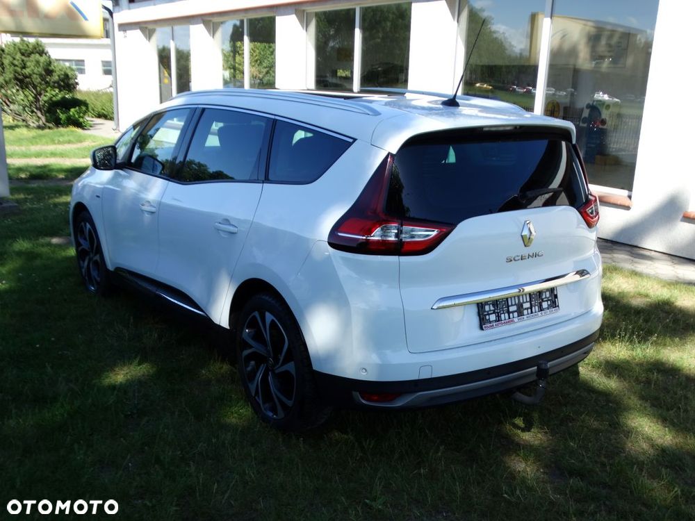 Renault Grand Scenic - 9
