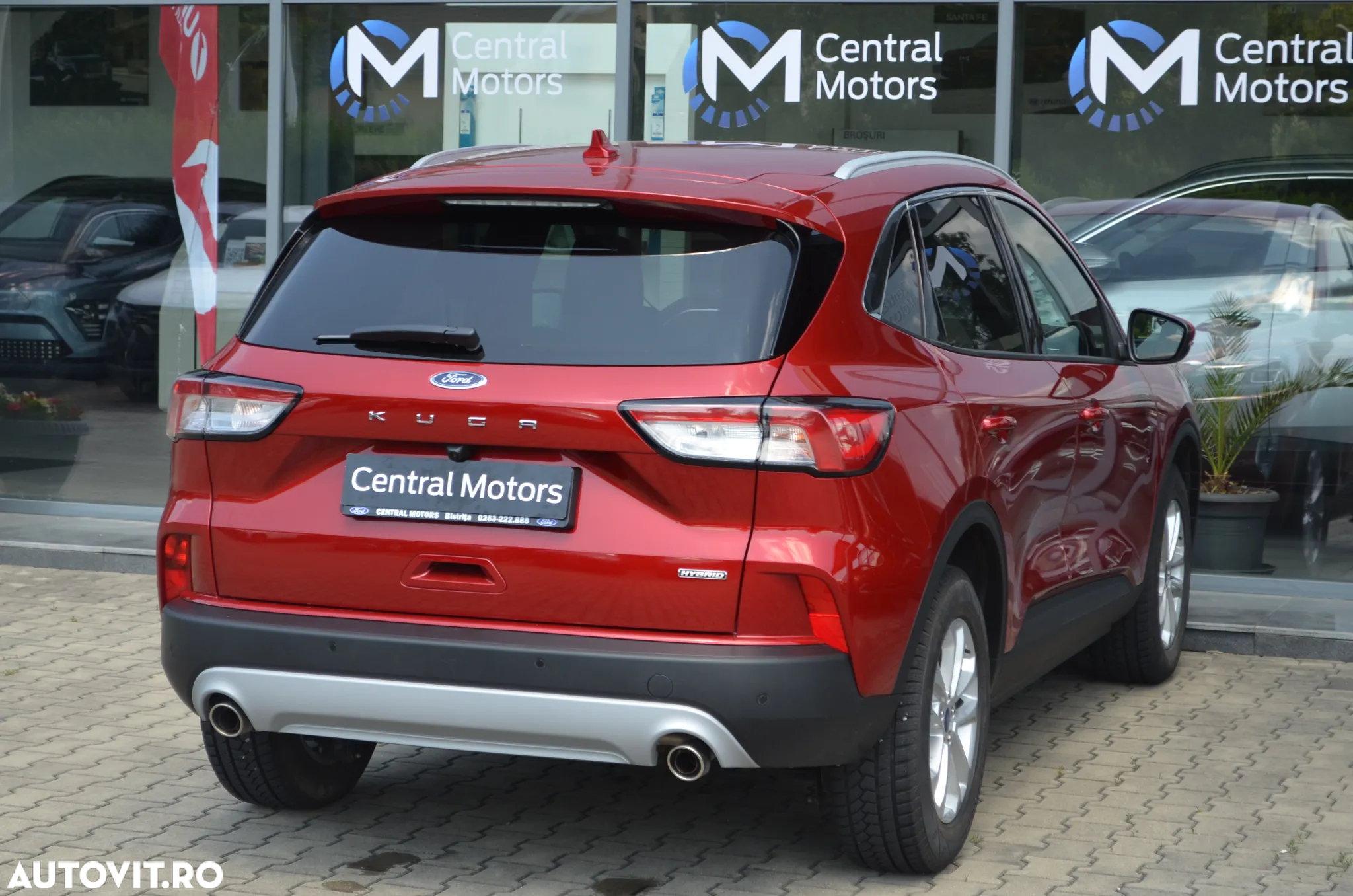 Ford Kuga 2.5 Duratec FWD FHEV Titanium - 10