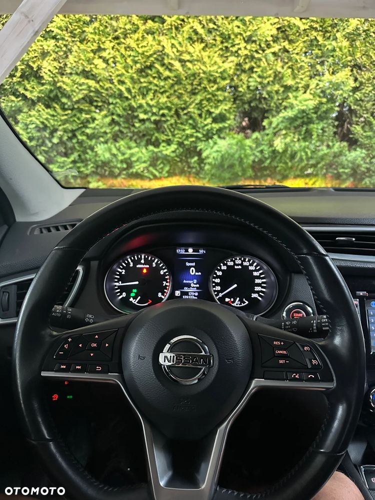 Nissan Qashqai 1.2 DIG-T N-Connecta Xtronic - 12