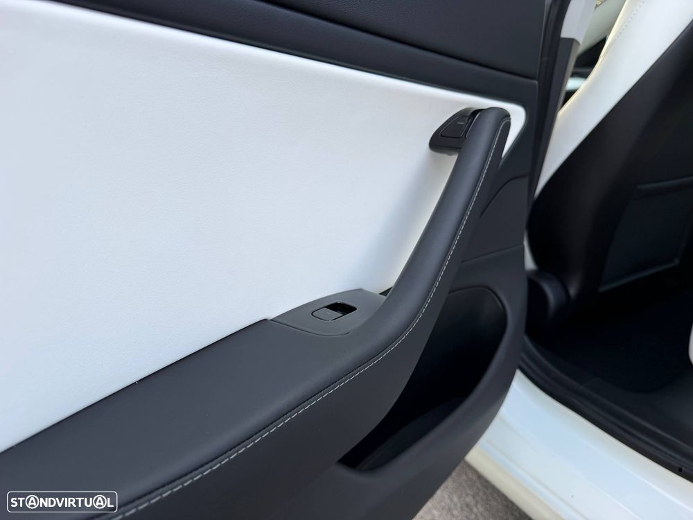 Tesla Model 3 Long Range Tração Integral - 33