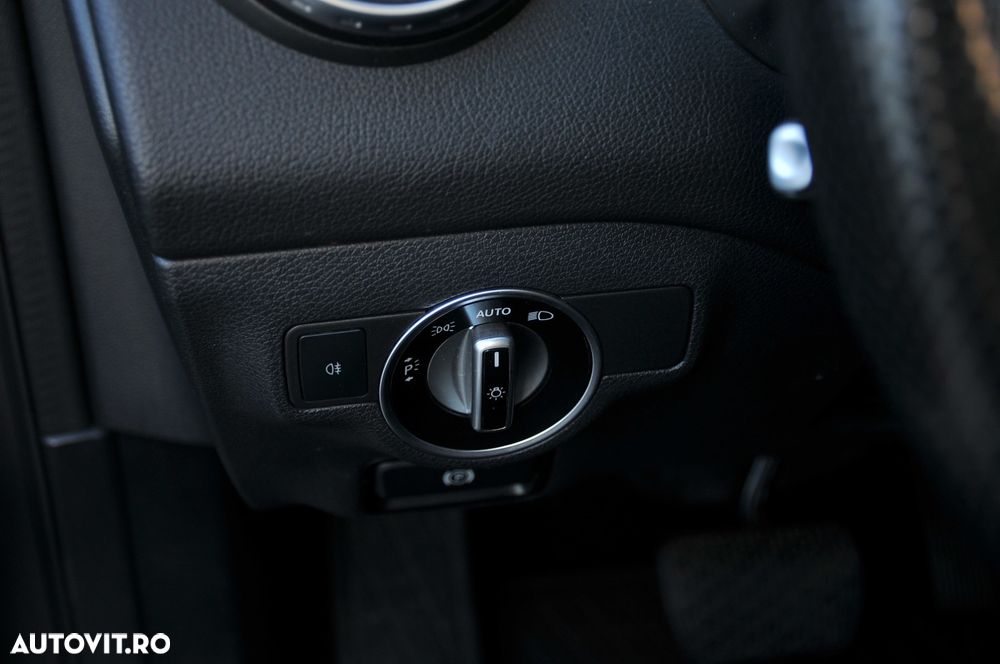 Mercedes-Benz GLA - 18
