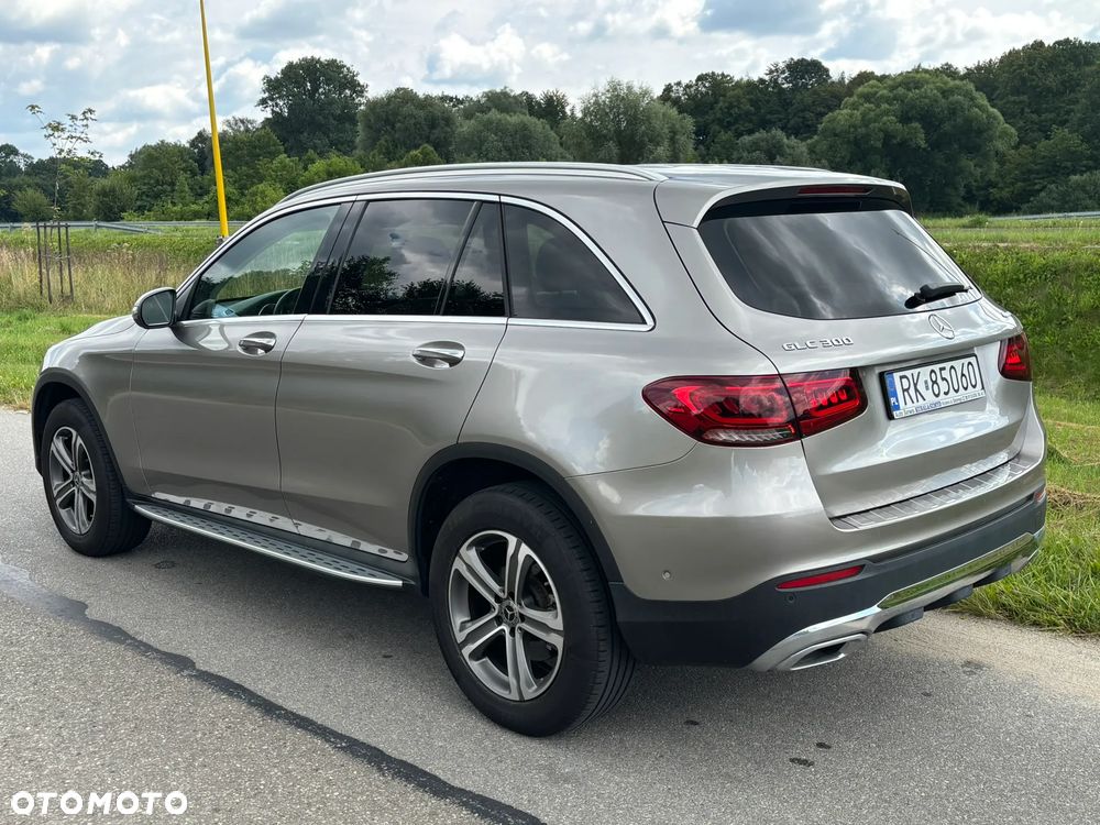Mercedes-Benz GLC - 4