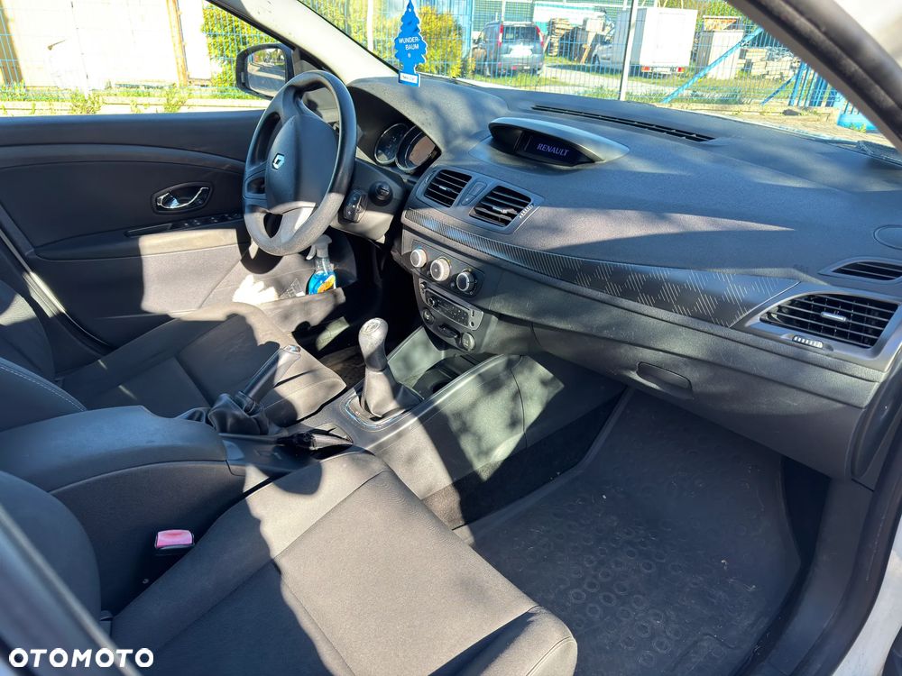 Renault Megane 1.5 dCi Style Edition - 10
