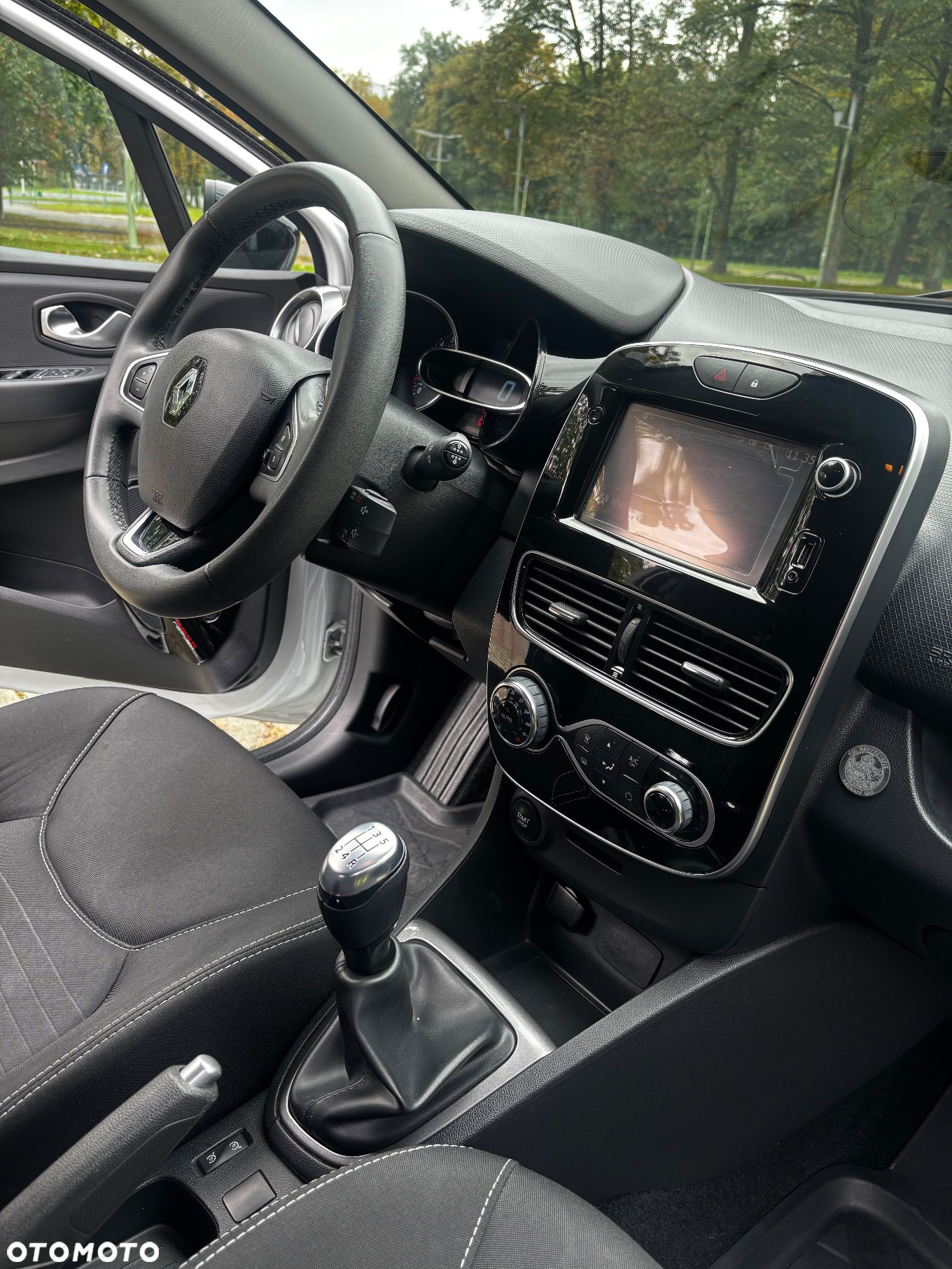 Renault Clio 0.9 Energy TCe Limited Plus - 18