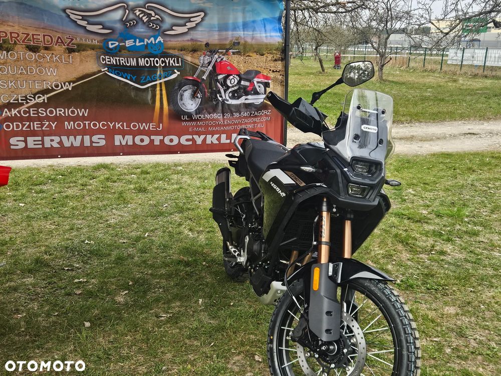 CFMoto MT - 1