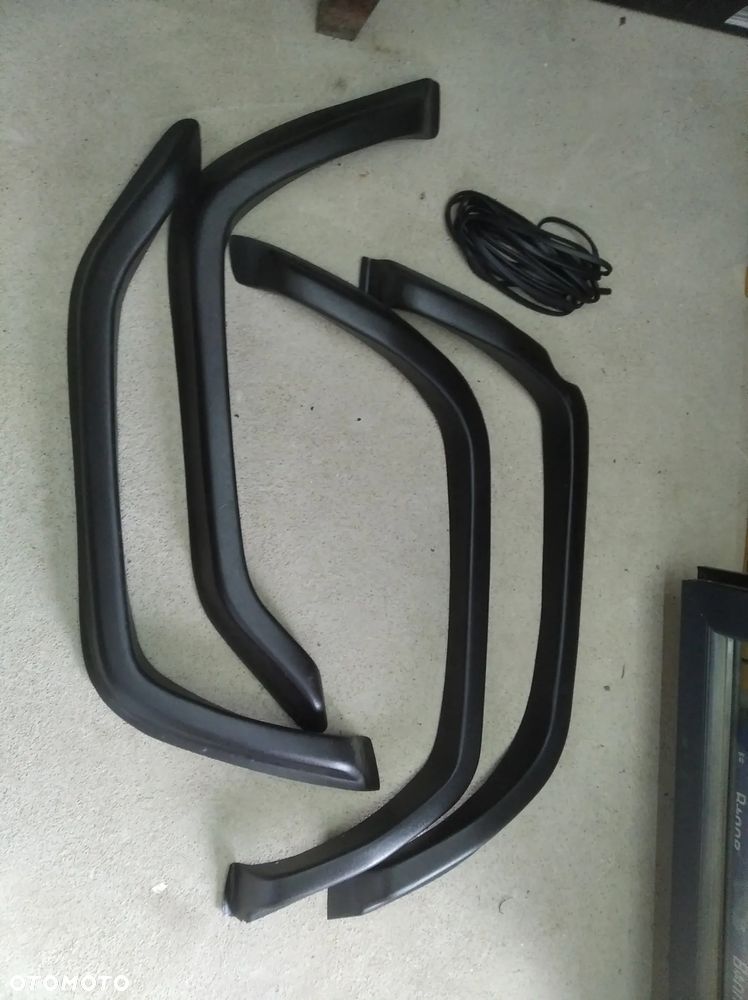 plastiki nakladki poszerzenia blotnikow nadkoli z wlokna szklanego listwy TOYOTA LAND CRUISER 70 73 LJ70 LJ73 J7 LC70 LC73 lc75 lc76 lj75 lj76 j70 j73 j75 j76 71 74 75 76 rj70 rj73 bj70 bj73 bj71 - 3