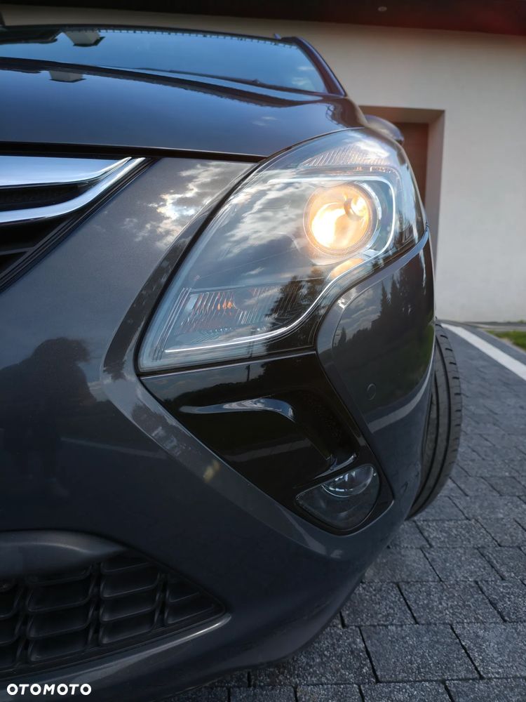 Opel Zafira 1.4 Turbo Edition - 18