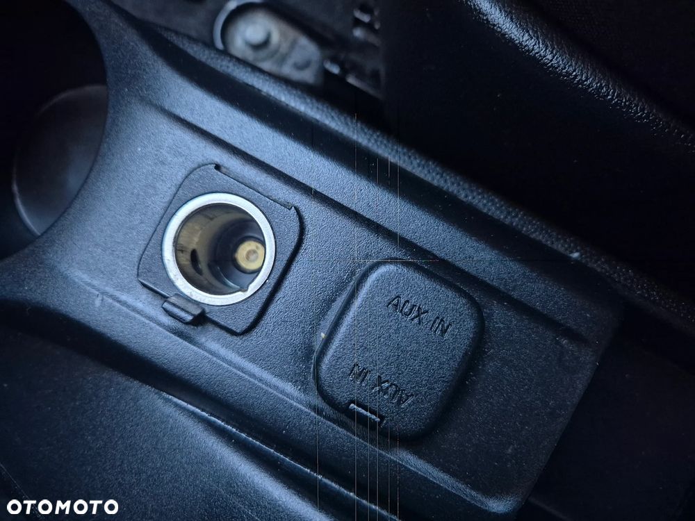 Mazda 2 1.3 MZR Active - 24