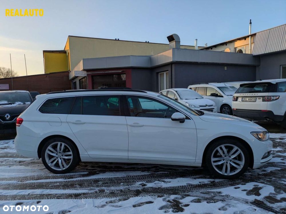 Volkswagen Passat - 18