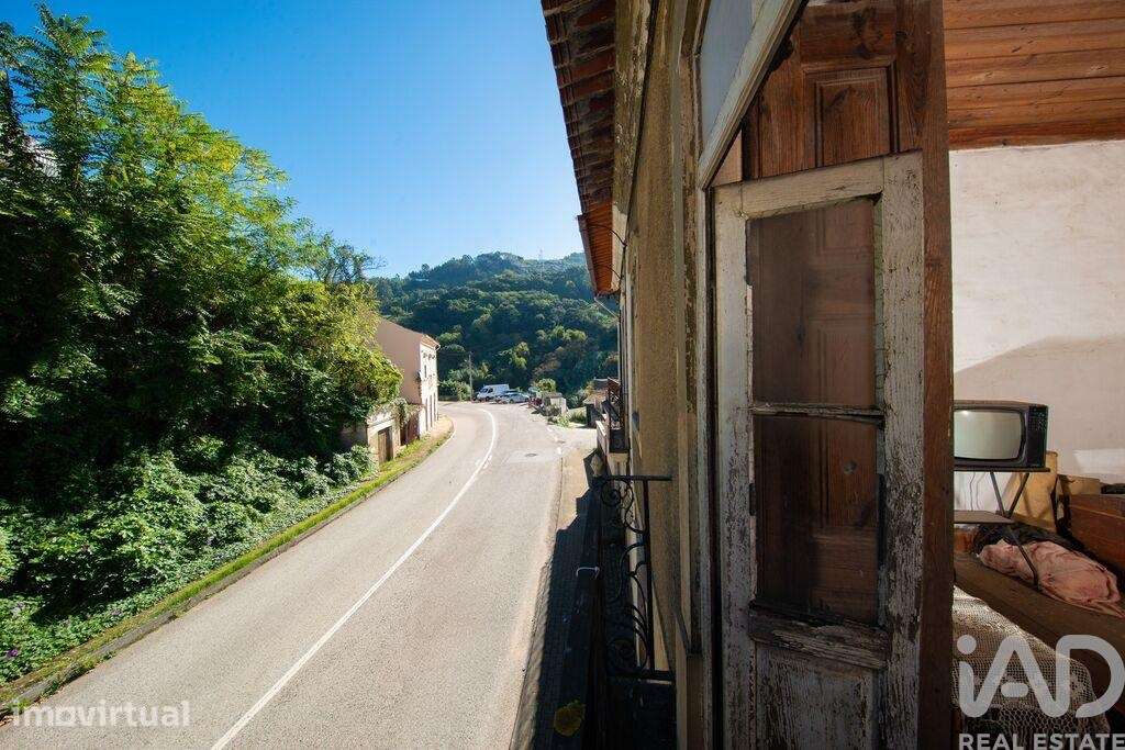 Moradia geminada T6 em Ceira de 432 m2 - Grande imagem: 3/30