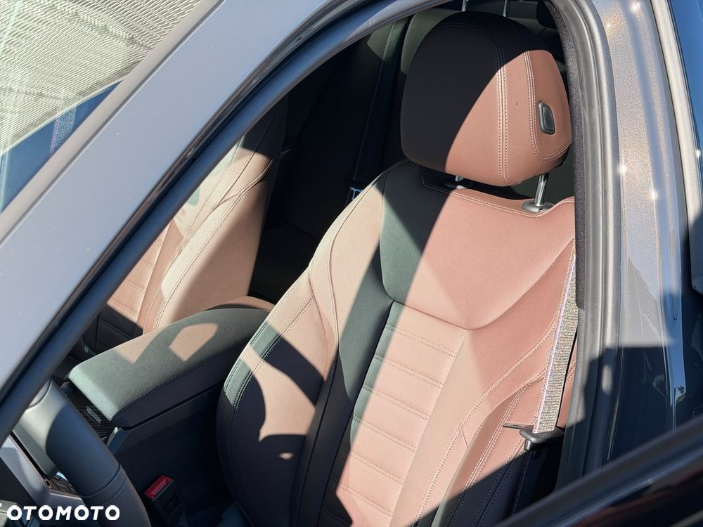 BMW Seria 3 330d xDrive mHEV sport - 20