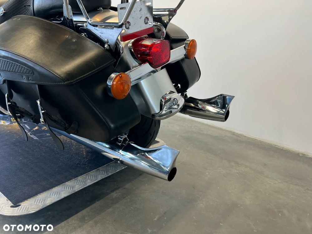 Harley-Davidson Touring Road King - 22