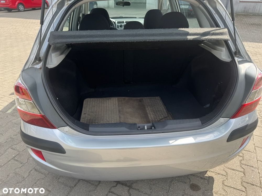 Honda Civic 1.4i LS - 11