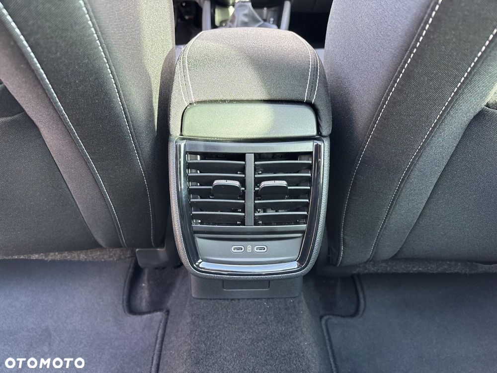 Skoda Kamiq 1.0 TSI Monte Carlo DSG - 23