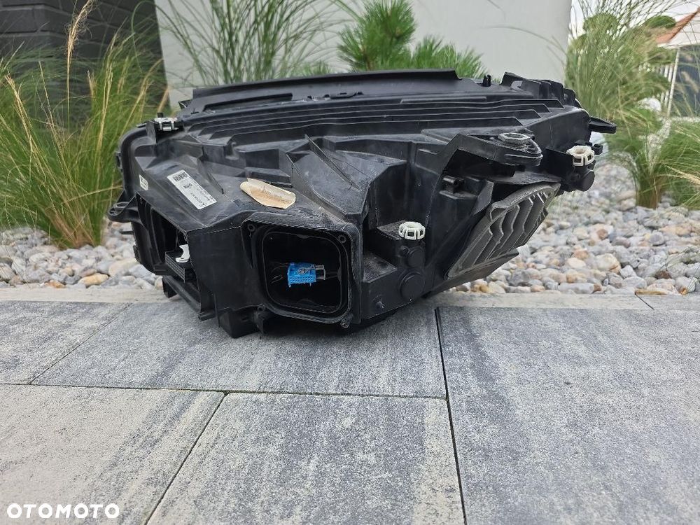 MERCEDES GLC 253 Lampa prawa przód Full Led Inteligent ILS A2539065801 - 11